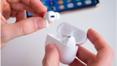 one side of airpod not working